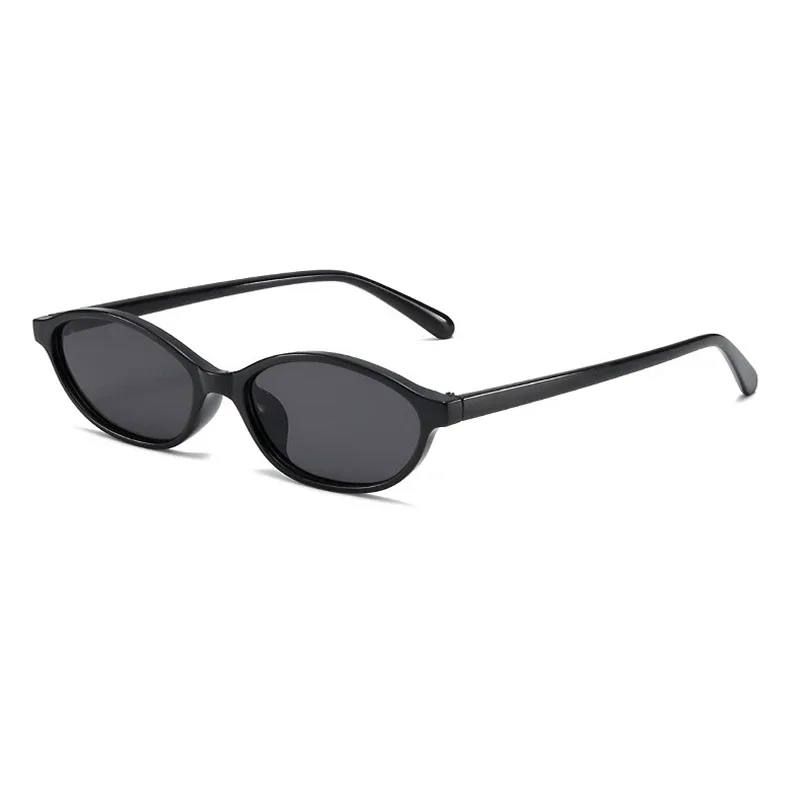 新作レトロ調の小さめオーバル型サングラス。Y2Kトレンドを取 - Designer Sunglasses のレビューと価格