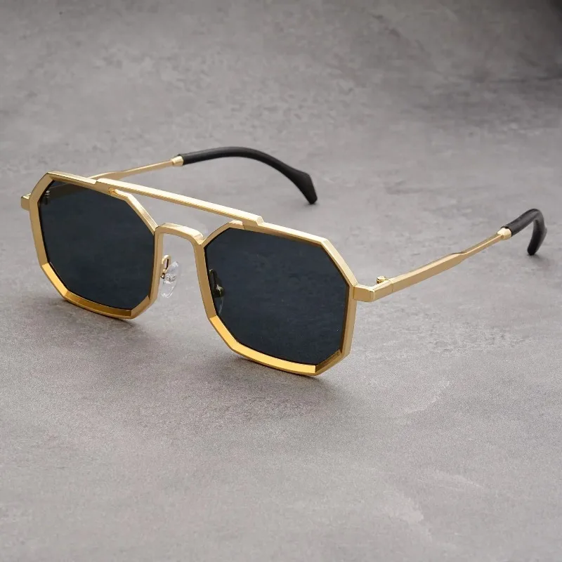 新しいダブルブリッジのメタルフレームメガネ、大ぶりの多角形デ - Sunglasses Uv400 のレビューと価格