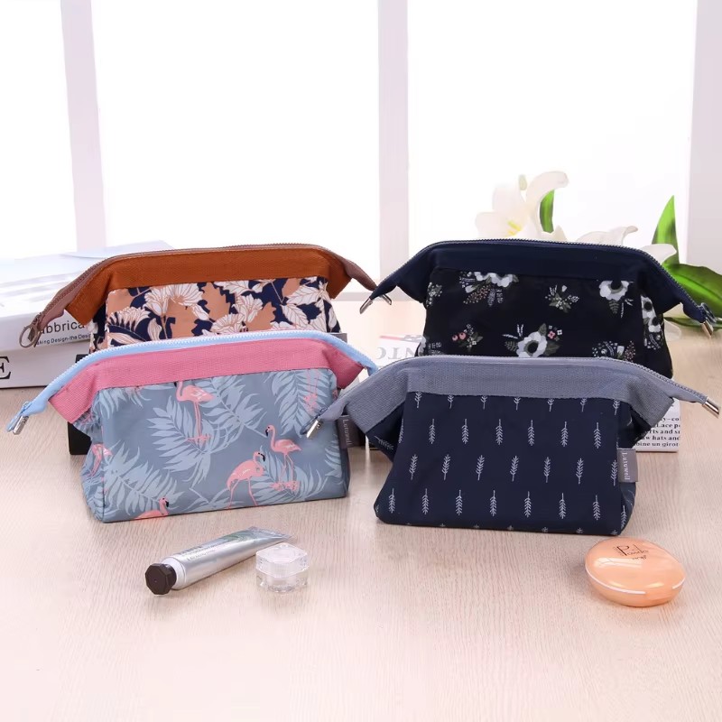 新しいファッション化粧品バッグ女性防水フラミンゴ化粧バッグト - Travel Luggage Set のレビューと価格
