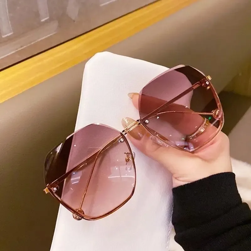 ブランドデザイン、ファッション、新しい多角形メタルサングラス - Sunglasses Uv400 のレビューと価格